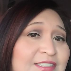 Meet your Posher, Holly